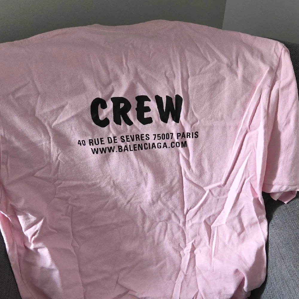 Balenciaga Pink Crew T-Shirt - Picture 3 of 3